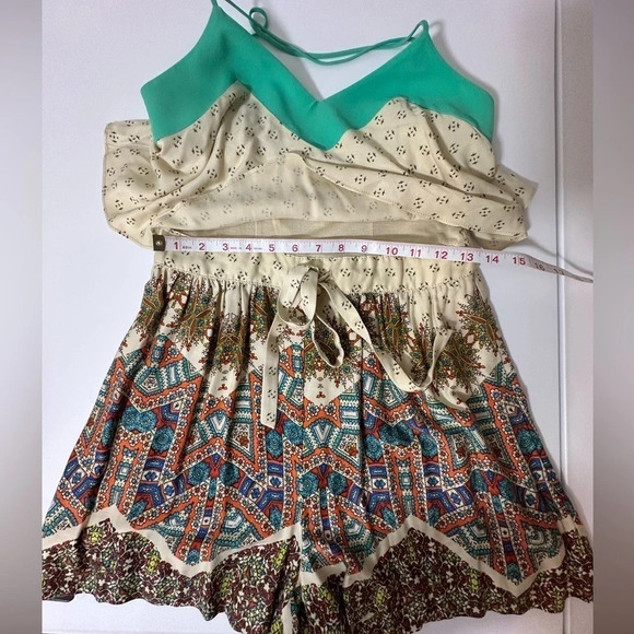 Elevenses Anthropologie Mintaka Print Crisscross Straps  Shorts Romper Pockets 2 - Picture 8 of 14